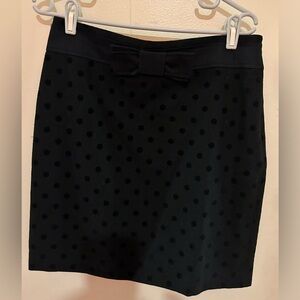 LOFT polka dot pencil skirt - 8, grey and black